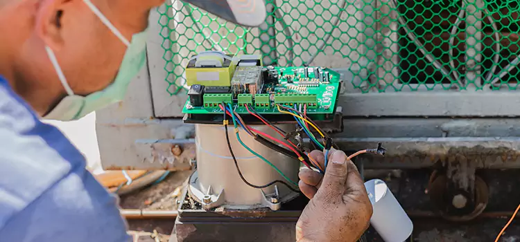 Electric Gate Motor Replacement in The Acreage, FL